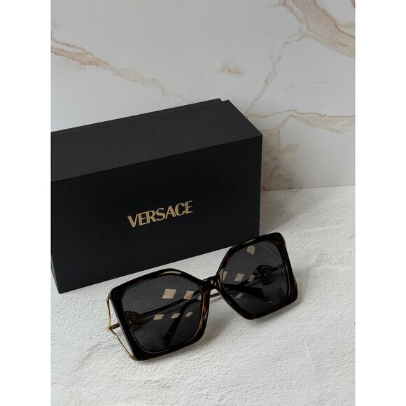 NEW Versace VE4502-U Oversized Medusa Havana Brown Sunglasses main image 4
